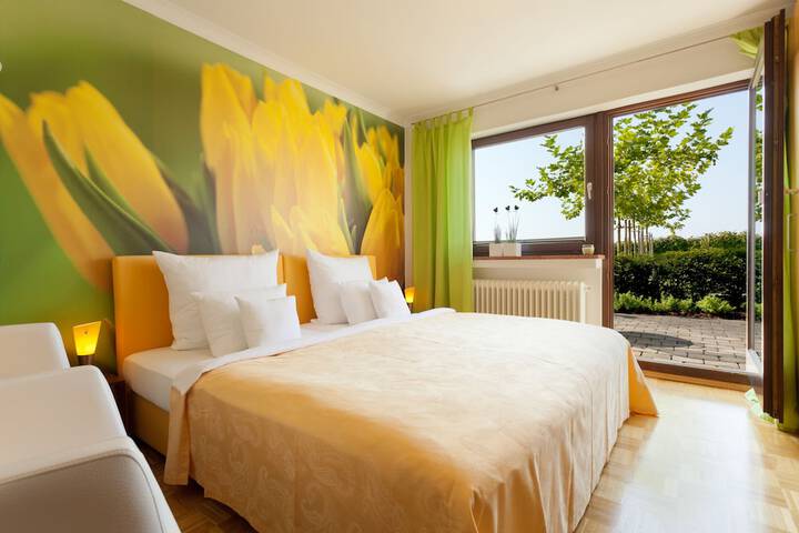 Room 2 of 29