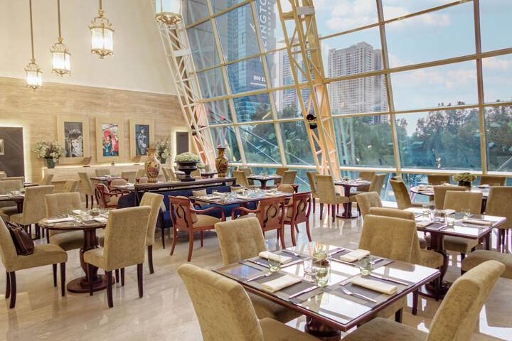 Dining 89 of 114