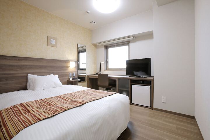 Room 13 of 72