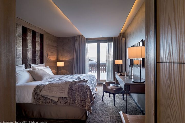 Room 62 of 186