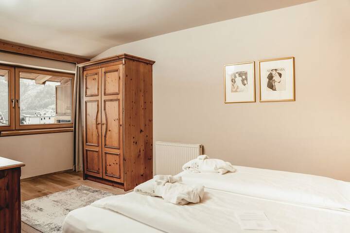 Room 49 of 163