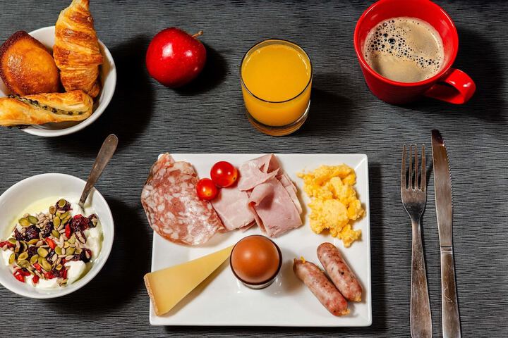 Breakfast area