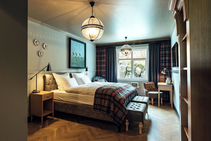 Room 18 of 73