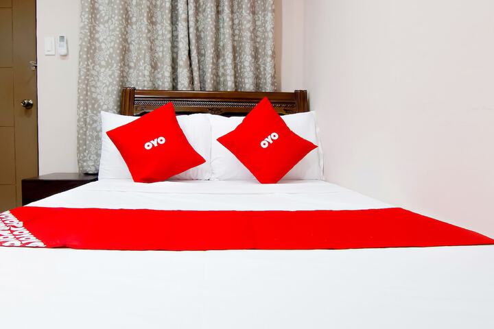Room 21 of 27