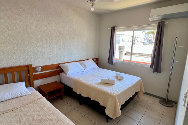 Room 2 of 19