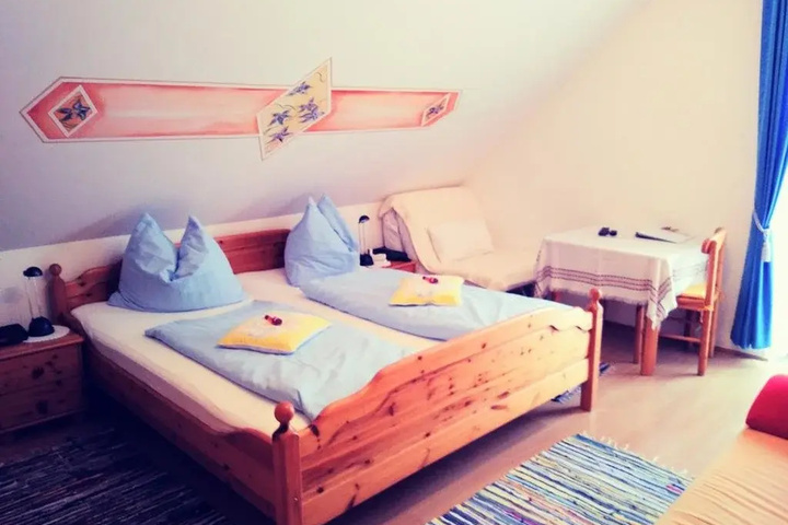 Room 5 of 21