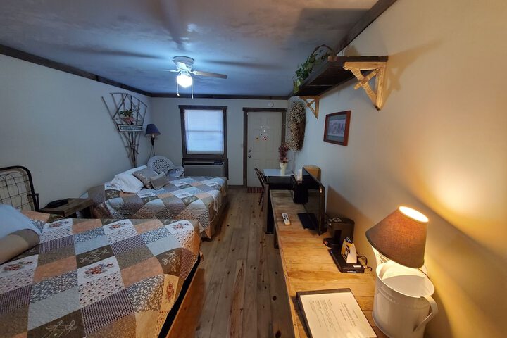 Room 9 of 55