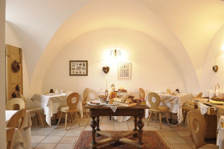 Dining Photos