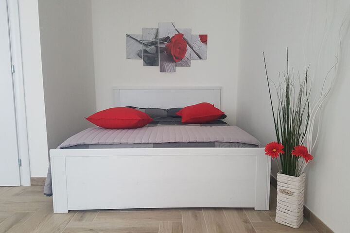 Room 19 of 29