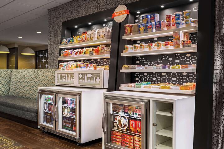 Snack bar