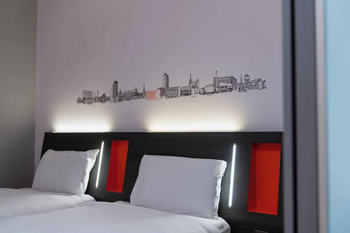 Room 14 of 59