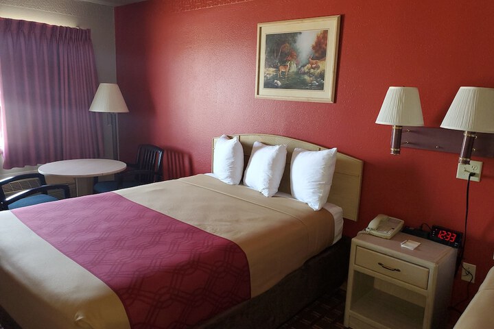 Room 40 of 52
