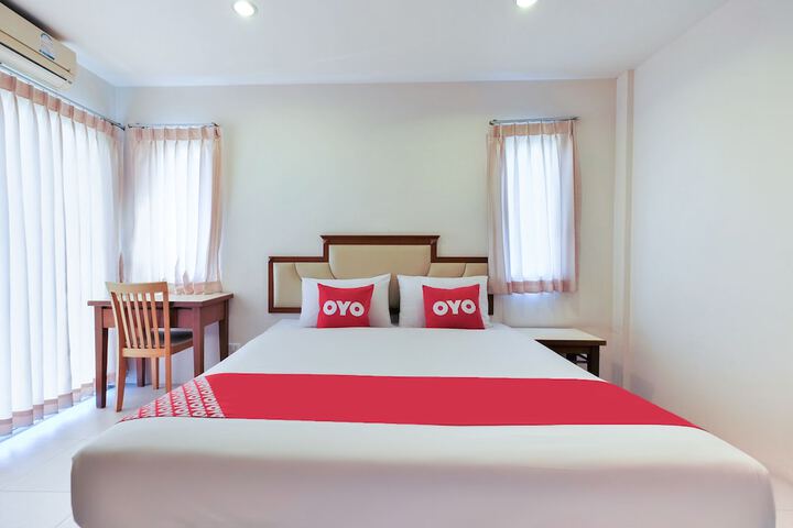 Room 9 of 28