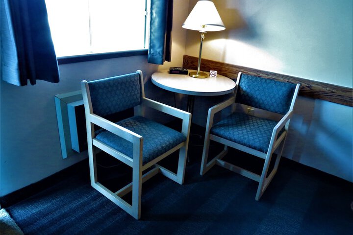 Room 34 of 133