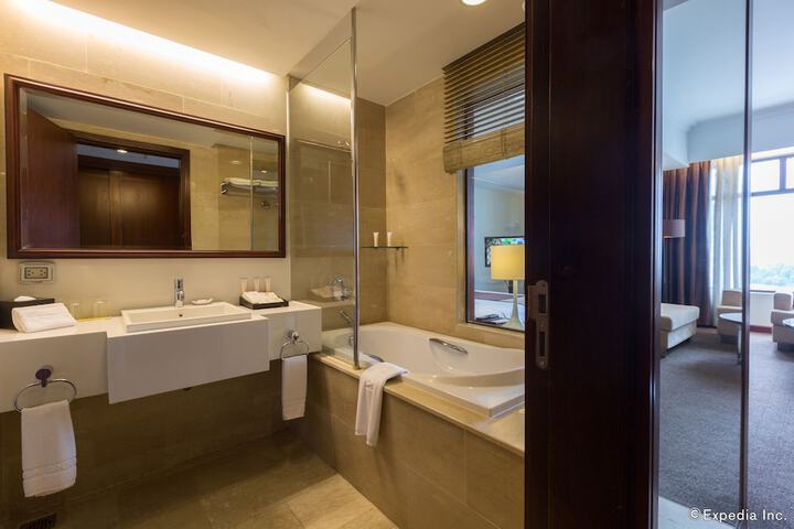 Room 20 of 40
