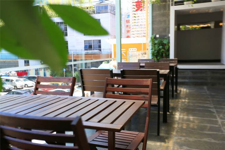 Terrace/Patio 40 of 43