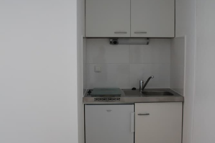 Room 4 of 19