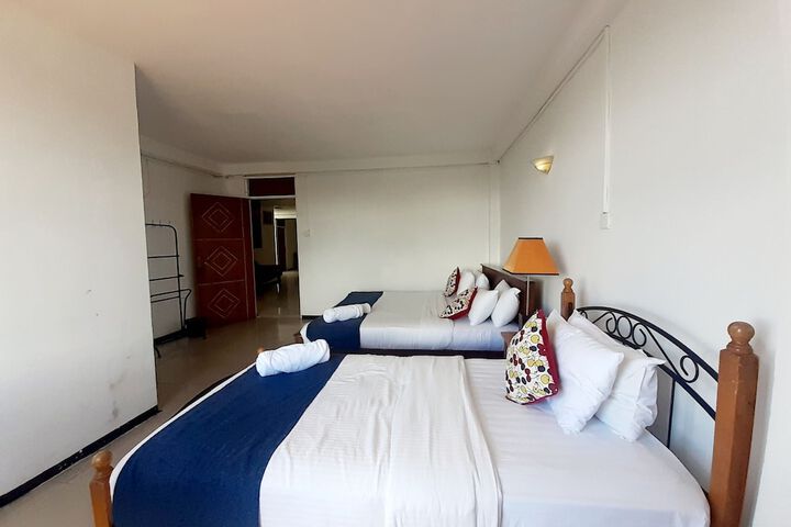 Room 16 of 21