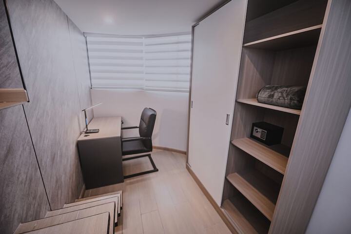 Room 65 of 95
