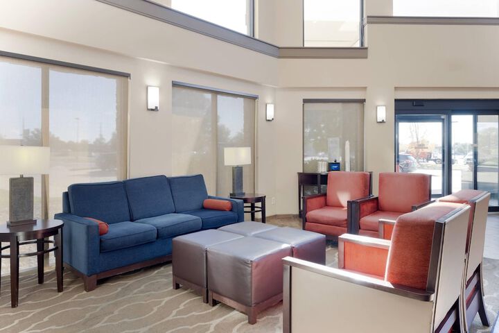 Guest Lobby