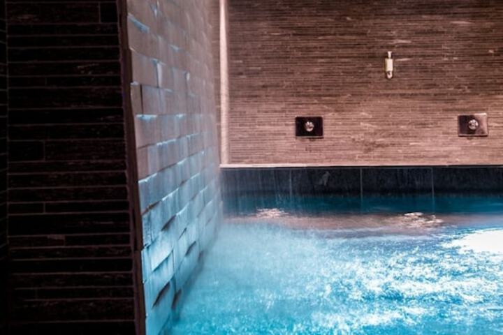 Spa 64 of 103