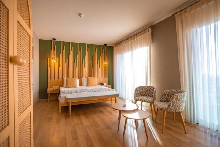 Room 15 of 54