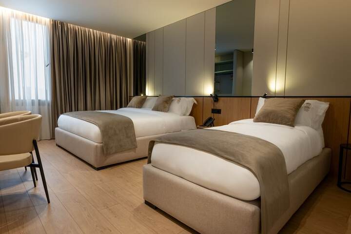 Room 35 of 73