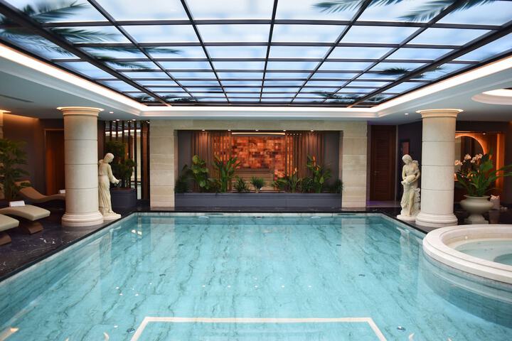 Pool 36 of 61