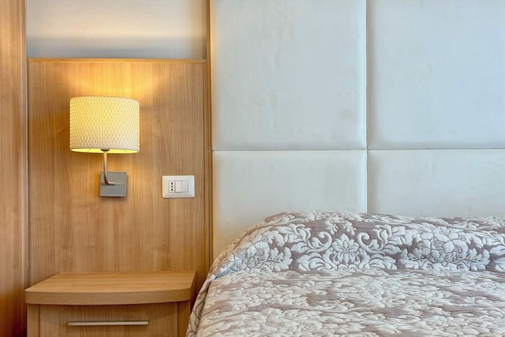 Room 7 of 58