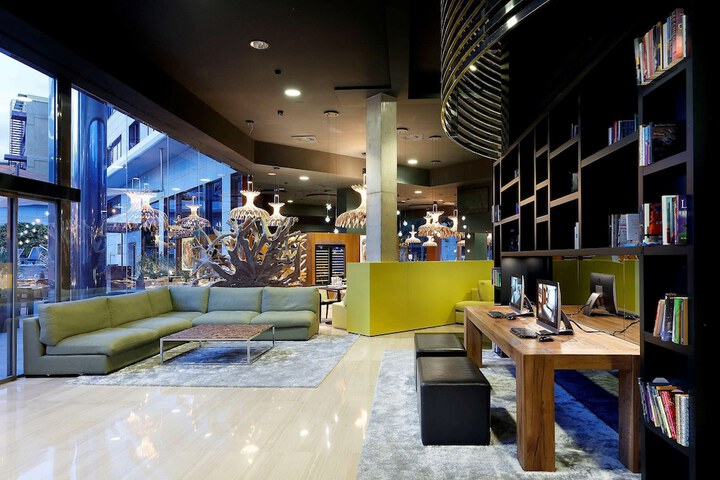 Hotel Interior 4 of 58