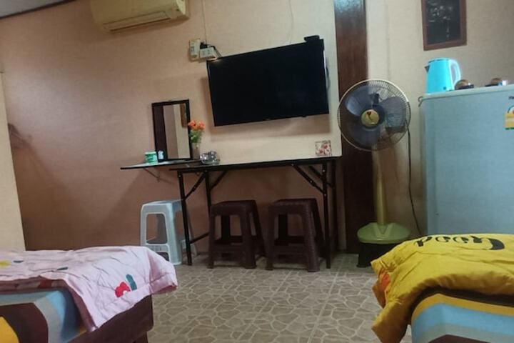 Room 43 of 104