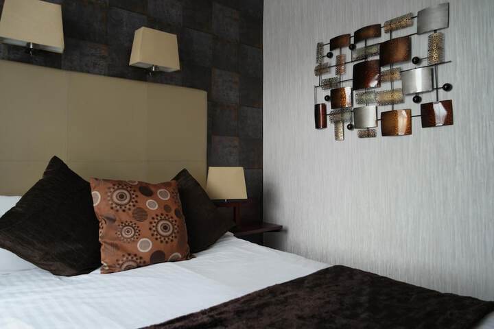 Room 12 of 43