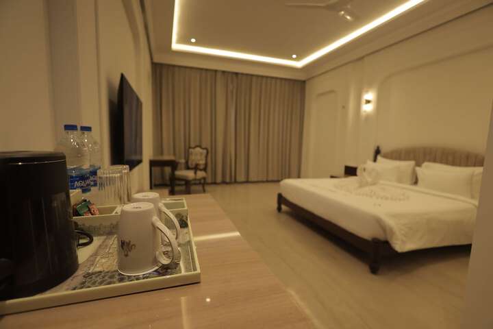 Room 8 of 51