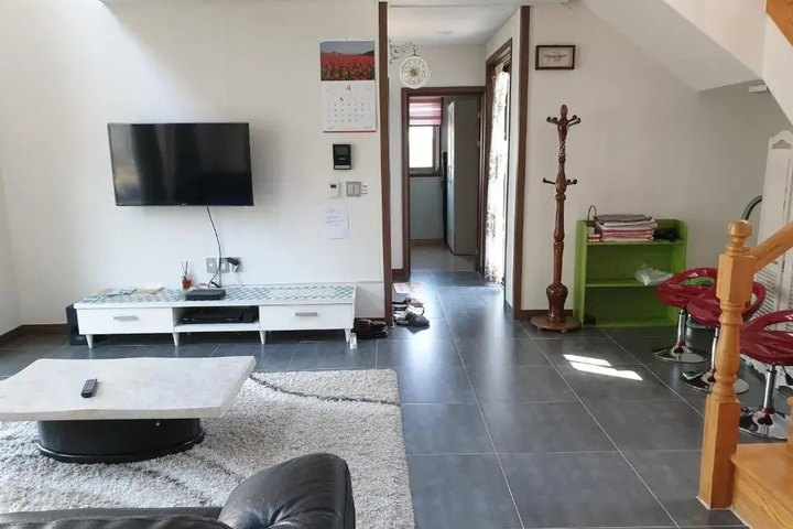 Room 3 of 4