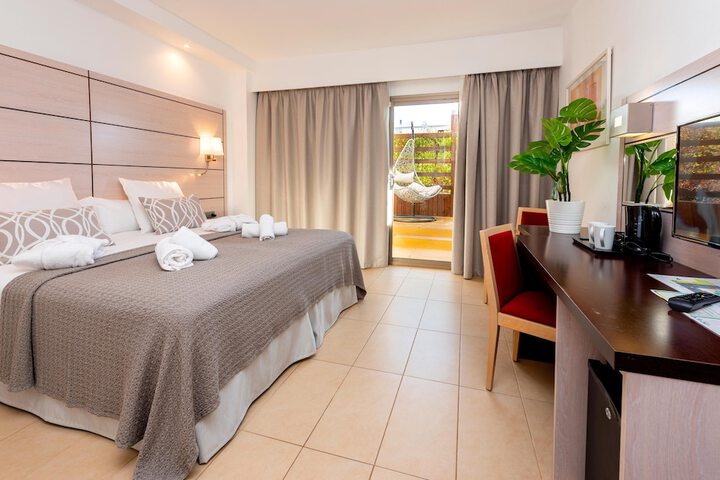 Room 20 of 167