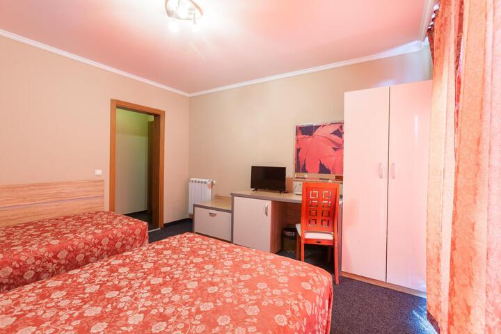 Room 26 of 62
