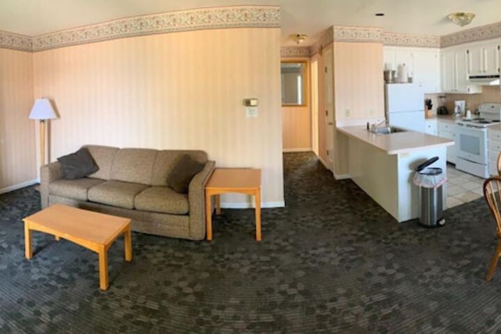 Room 19 of 51