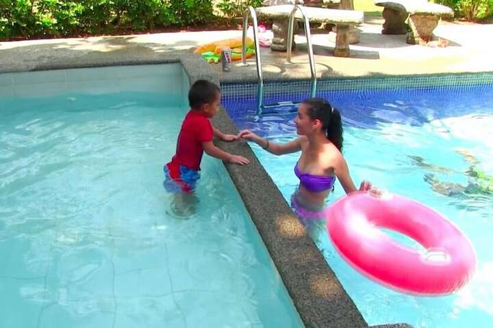 Hotel Pool