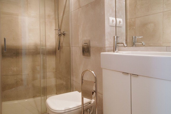 Clean Restrooms