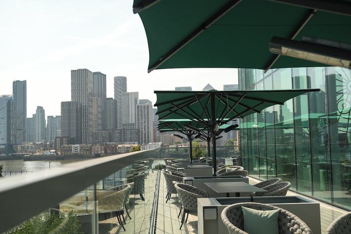 Lounge 280 of 347