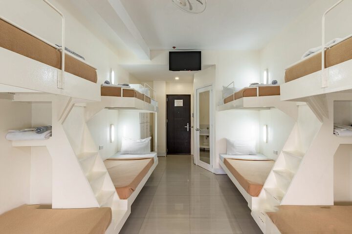 Room 9 of 58