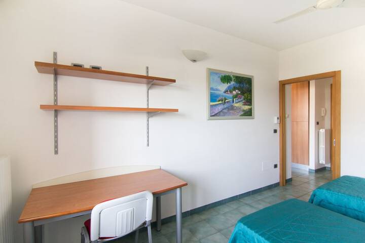 Room 20 of 49