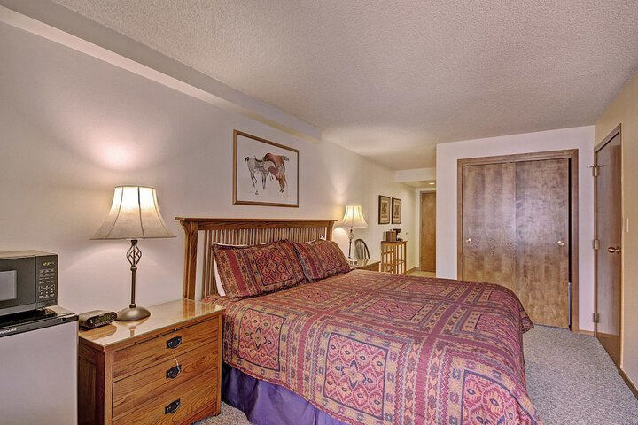 Room 3 of 17