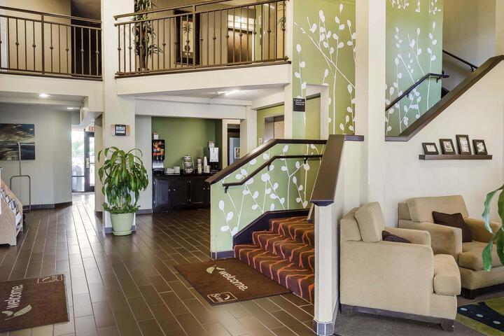 Hotel Interior 86 of 100