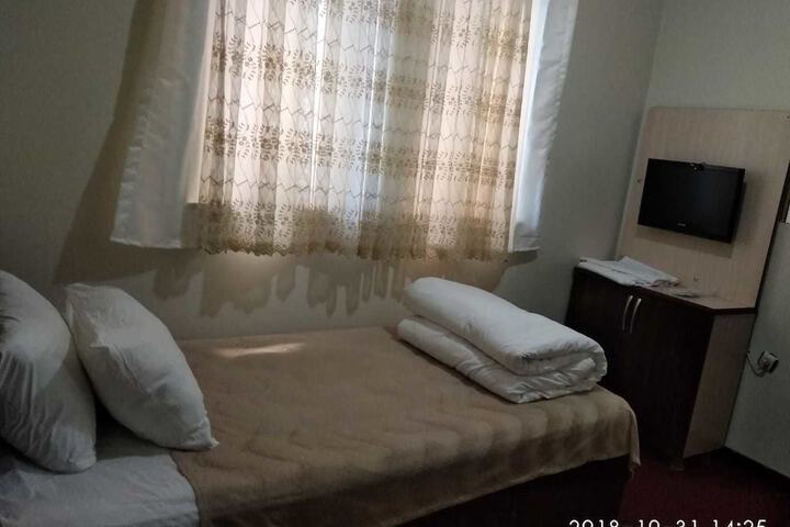 Room 3 of 15