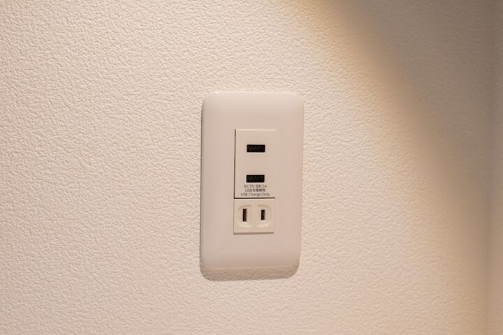 Room 10 of 80