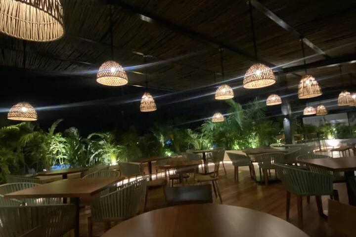 Dining 66 of 73