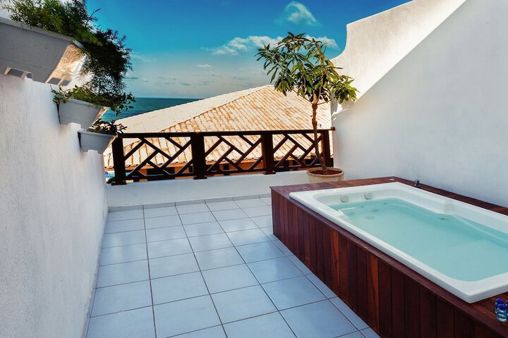 Hot Tub 30 of 55
