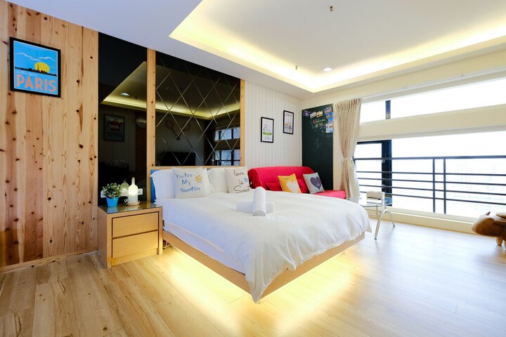 Room 27 of 60