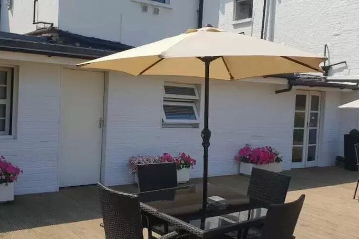 Terrace/Patio 12 of 29